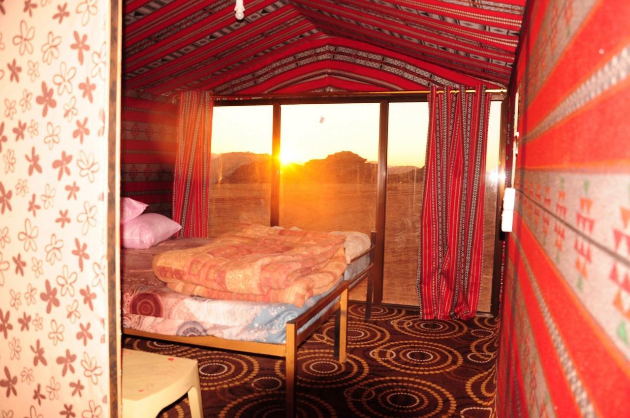 Wadi Rum Starlight Camp Ngoại thất bức ảnh